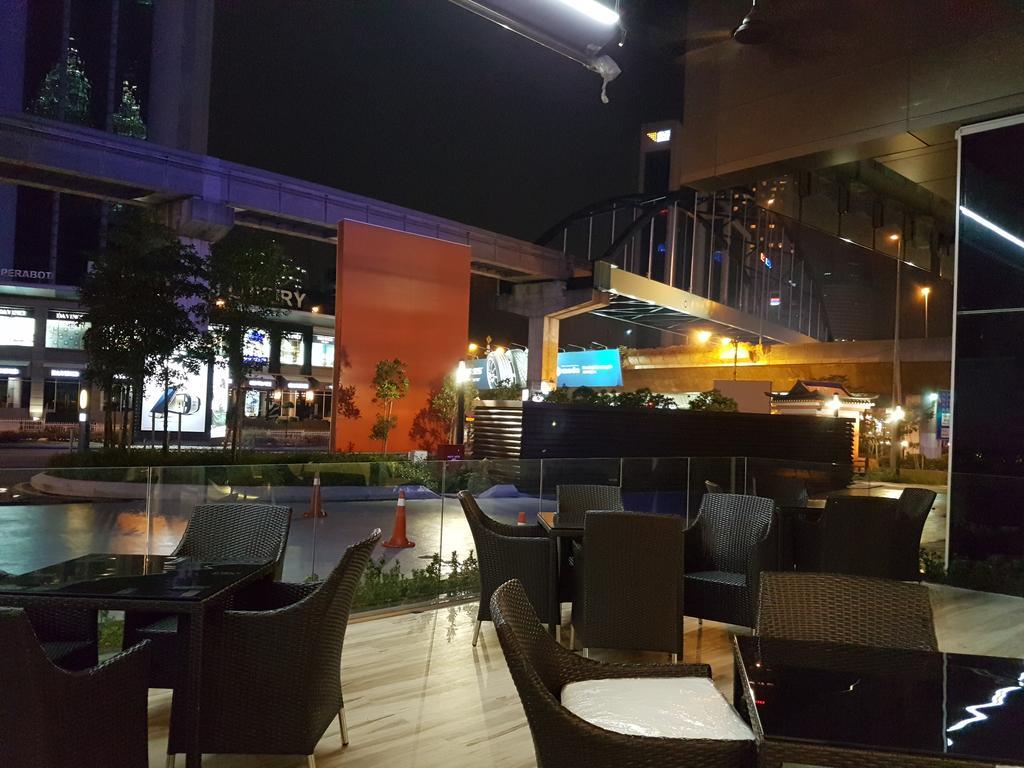 Altabia Suites At Times Squarer Kuala Lumpur Exterior foto